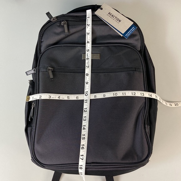 NEW Kenneth Cole RFID Business Travel Commuter Backpack - Picture 11 of 13
